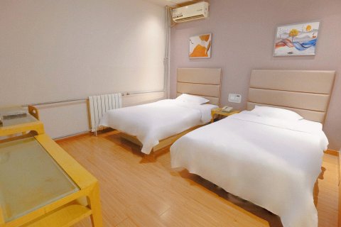 银座佳驿酒店(潍坊东风街泰华城假日广场店)