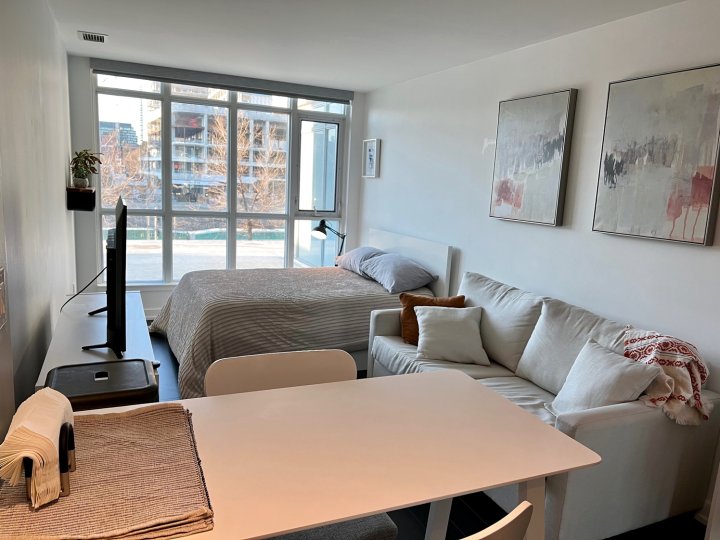 Fully Furnished 2 Beds Studio(Fully Furnished 2 Beds Studio)