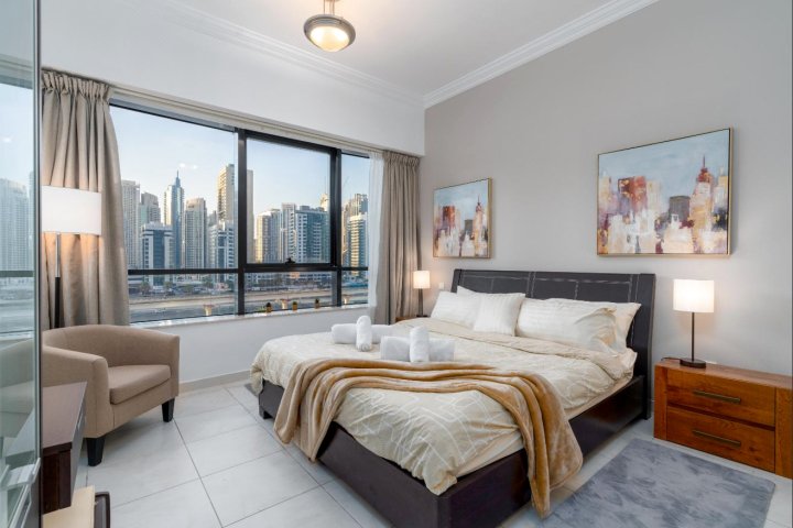 Convenient 2 beds in JLT 3 min from metro