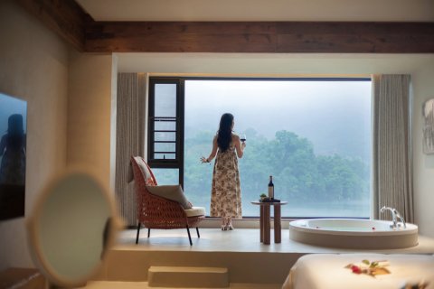 东江湖一凡居民宿