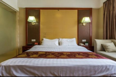 至康国际酒店(通山政府广场店)