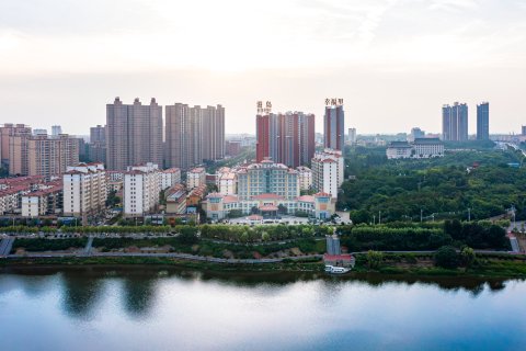 唐河东正蓝湾国际饭店