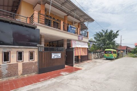 巴厘巴板瑟宾甘机场 2 号附近瑞德多兹酒店(RedDoorz Near Sepinggan Airport Balikpapan 2)