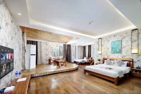 米易玲珑花园酒店