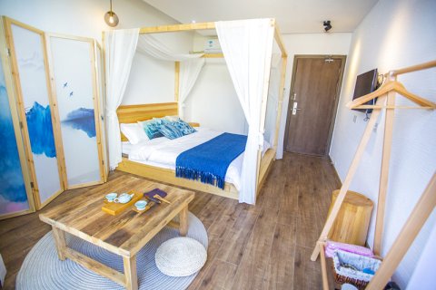 岸恋居客栈(嵊泗基湖沙滩店)