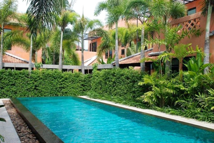 普吉岛 4 号之家精品度假村(4 Houses Boutique Resort Phuket)