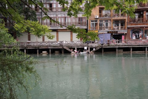 凤凰一见如故民宿