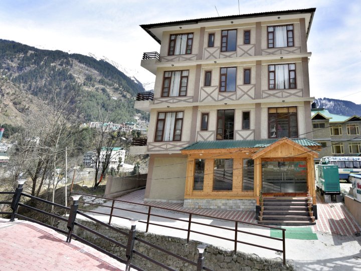 OYO 8797 马纳里山摄政酒店(OYO 8797 Manali Mountain Regency)