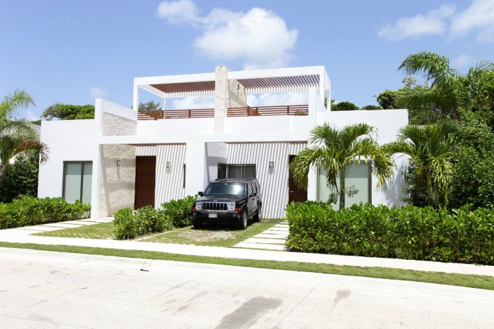 巴伊亚普林度假出租 - 绿 3 - 2 居别墅(Bahia Principe Vacation Rentals-Green 3-Two-Bedroom Villas)
