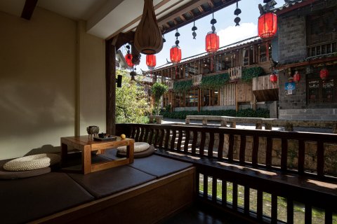 云之国云端·溪畔Brookside 观景·设计师美宿(丽江古城南门桥店)