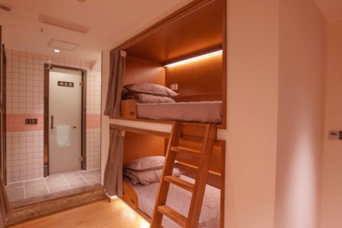 重庆吃山文化青年旅店