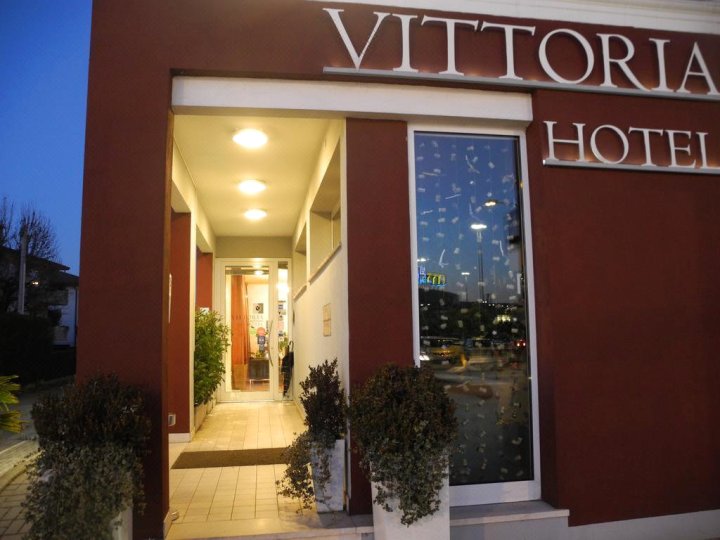 维多利亚酒店(Hotel Vittoria)