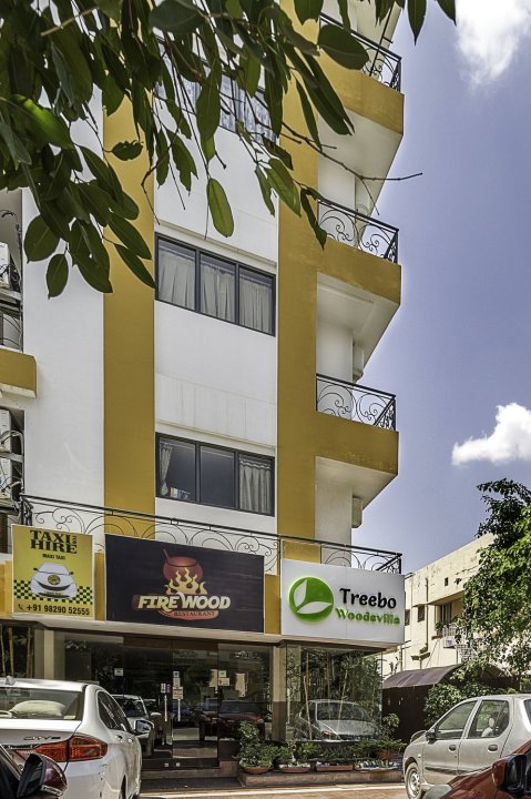 Treebo Trend Woodsvilla Suites Bapu Nagar