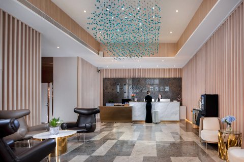 美豪假日(佛山清晖园顺德欢乐海岸PLUS店)