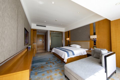 凌云壮志凌云国际大酒店(纳灵河谷景区店)