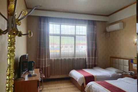 当雄龙腾商务宾馆