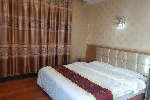 当雄龙腾商务宾馆