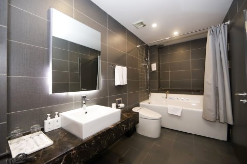 延边华阳酒店(延大网红墙店)