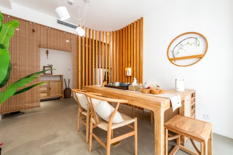 关耳介精品民宿(西安钟鼓楼回民街店)