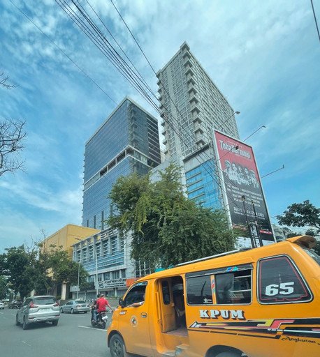 Cozy & Mezzanine Apartment with the Best Night View in Medan City Central 30th Floor