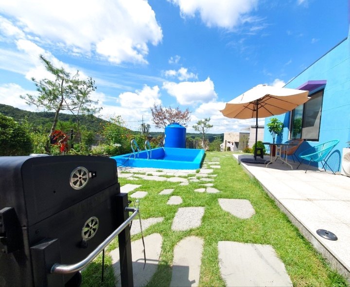 Jjongi and Mary Pet Friendly Pension