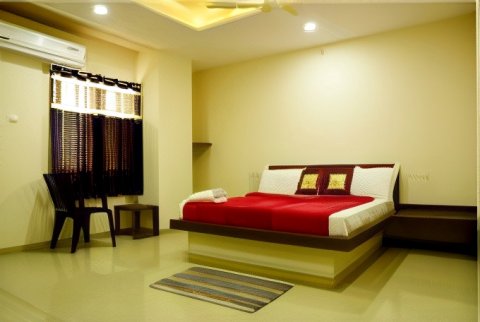 Hotel Raj Heights