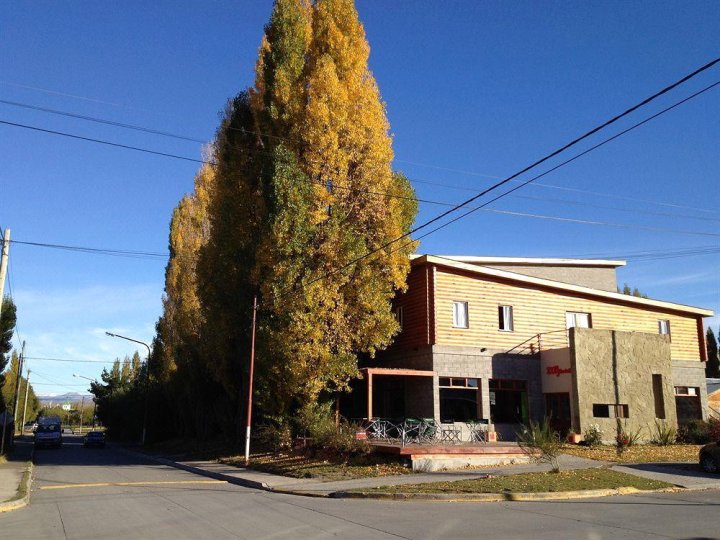 卡拉菲特自家酒店(My Hotel Calafate)