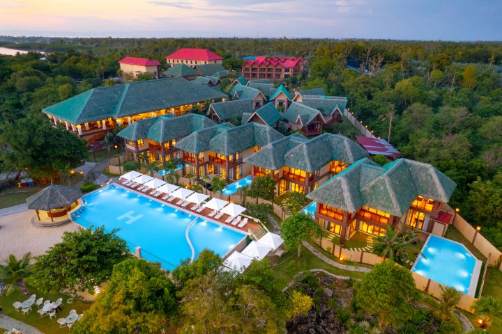 H度假村海涯酒店(H Resort The Coral Cliff Bohol)