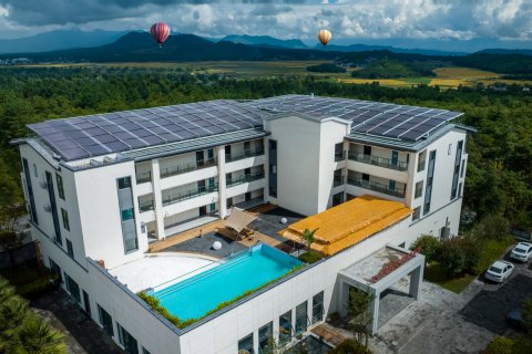 腾冲火山伊甸园全景温泉酒店