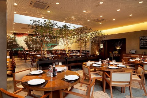 诗莱德酒店(东莞松山湖生态景区大岭山天和百货店)