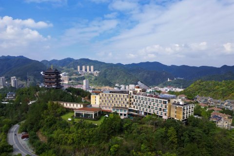 磐安翡翠湖建国度假酒店