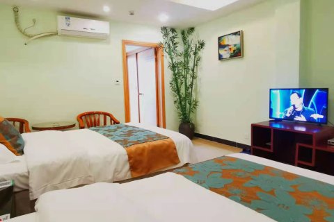 五华客家假日酒店