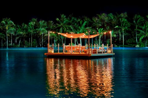 三亚艾迪逊酒店