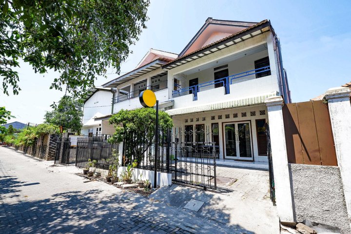 Life 1942 亚洲住宅清真(OYO Life 1942 Asia Residence Syariah)