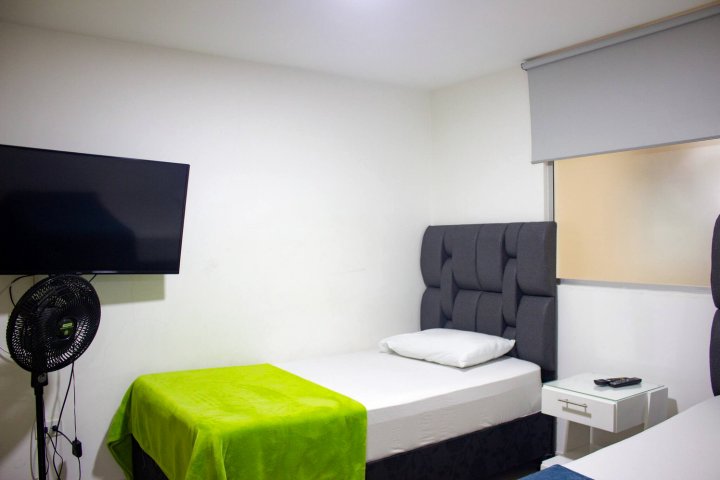 在麦德林的舒适度假屋，有3个卧室和宠物友好(Cozy Vacation Home in Medellin with 3 Bedrooms and Pet-Friendly)