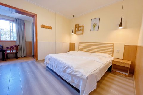 成开青年酒店(武汉黄鹤楼户部巷店)