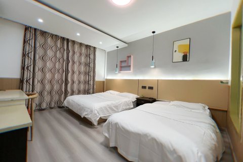 成开青年酒店(武汉黄鹤楼户部巷店)