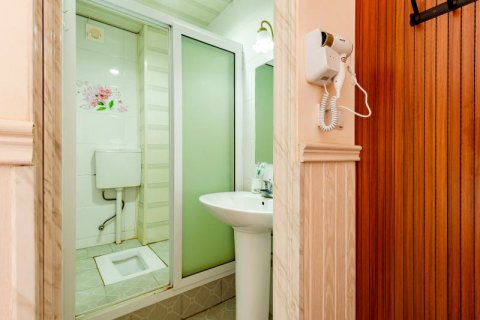 登华客栈(昆明南屏步行街翠湖公园店)