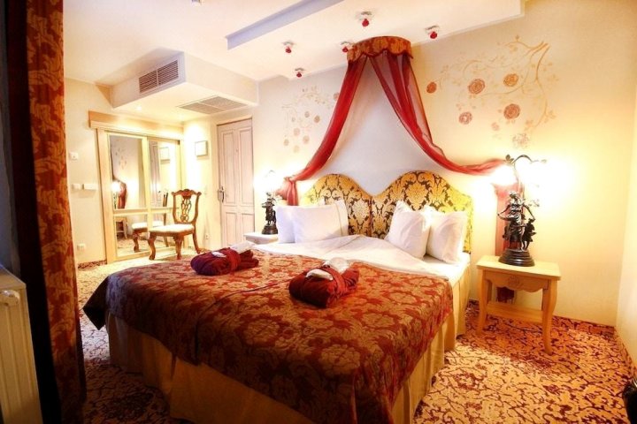 格兰德玫瑰SPA酒店(Grand Rose Spa Hotel)