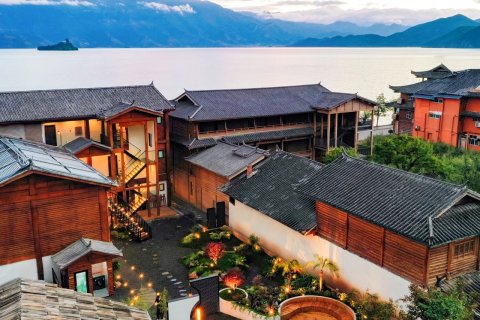 朴墅谧境民宿(泸沽湖大落水店)