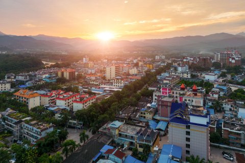 金江源假日酒店