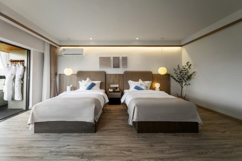 腾冲火山伊甸园全景温泉酒店