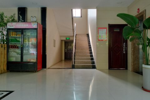 新乐云庭商务酒店