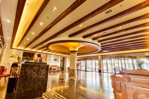 西宁香巴林卡酒店