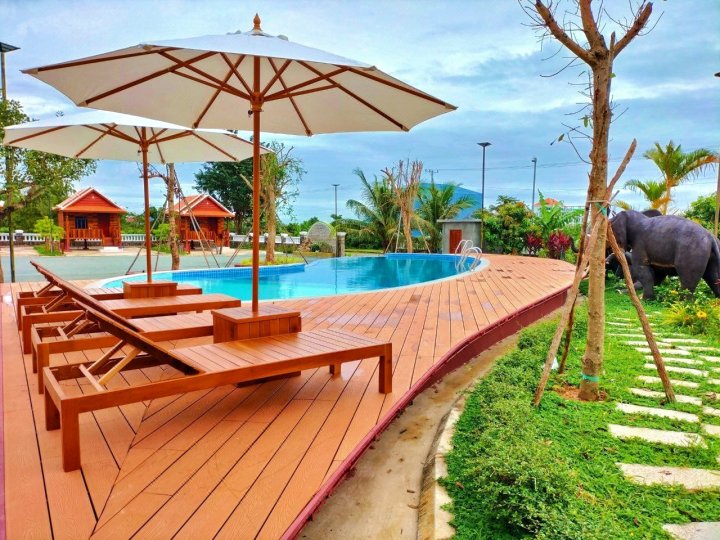 Rumduol Krong Kep Resort(Rumduol Krong Kep Resort)