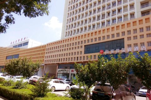 尚客优酒店(昌乐县高铁站汽车总站店)