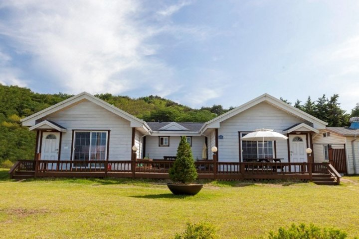 Hwaseong Jebu Forest Pension