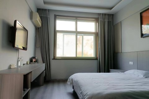 新乐云庭商务酒店