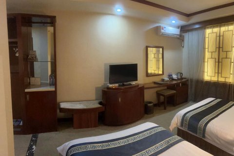 关东宾馆(长春火车站店)