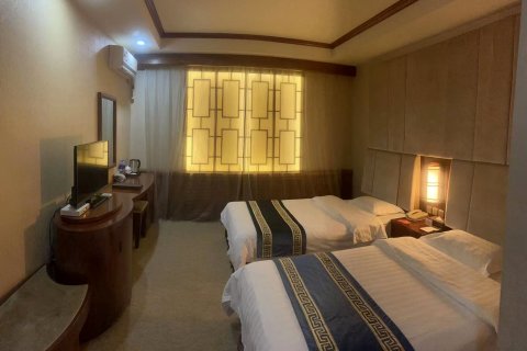 关东宾馆(长春火车站店)